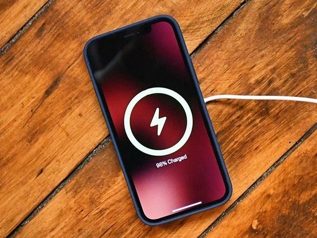 西沙苹果手机维修分享iPhone 12可以随便充电吗 